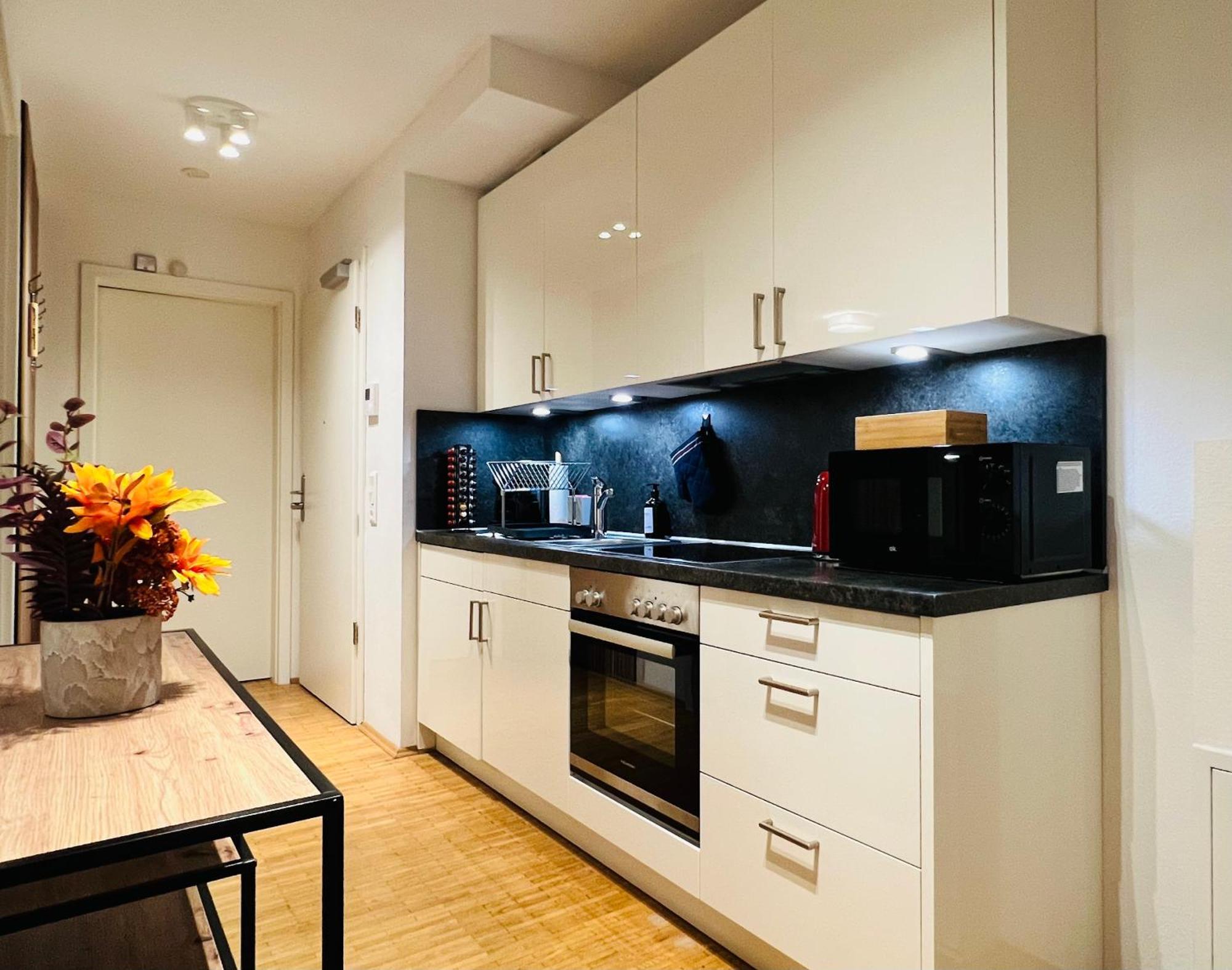 Stylish Apartment Naehe Hbf-Tiefgarage-Lift 汉诺威 外观 照片
